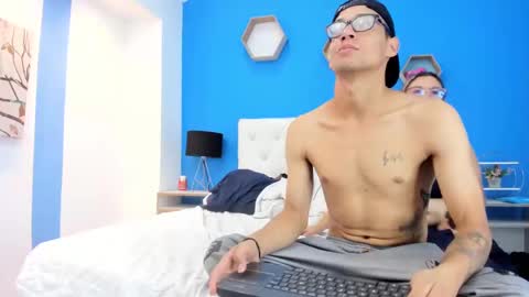 Charles y Elara online show from December 13, 2024, 6:53 am