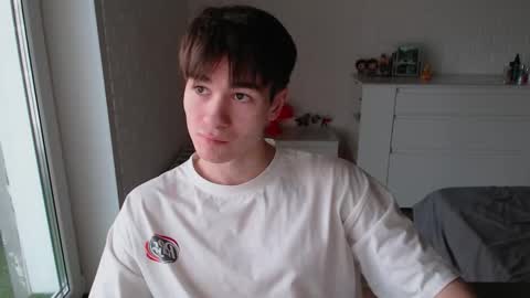 charleshanson69 online show from November 20, 2025, 11:10 am