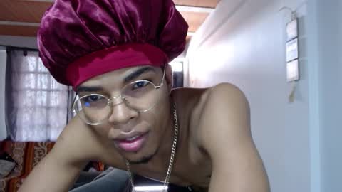 Snapshot of charlesshorny chatting on November 9, 2025, 12:47 pm charlesshorny online show from November 9, 2025, 12:47 pm