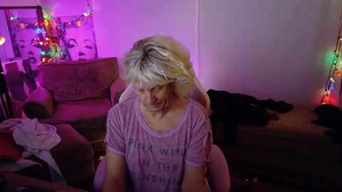 Charli online show from December 3, 2024, 10:40 pm