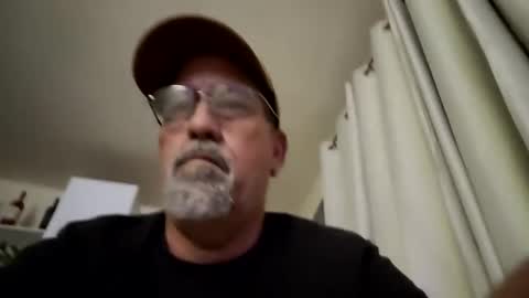 Snapshot of charliebroun chatting on February 18, 2025, 2:49 am charliebroun online show from February 18, 2025, 2:49 am