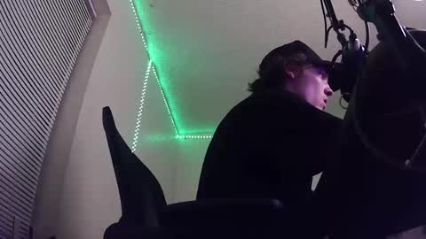 Snapshot of charlied09302 chatting on November 4, 2025, 2:32 am char sexiness online show from November 4, 2025, 2:32 am