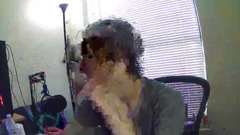 Snapshot of charlied09302 chatting on November 4, 2025, 4:39 pm char sexiness online show from November 4, 2025, 4:39 pm