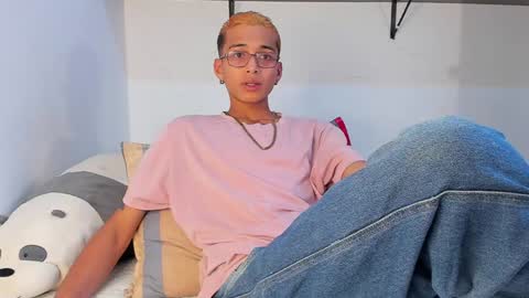 Snapshot of charlieerusso chatting on January 16, 2025, 8:36 pm Charles Russo online show from January 16, 2025, 8:36 pm