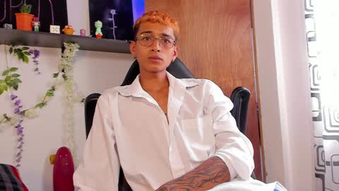 Snapshot of charlieerusso chatting on January 23, 2025, 6:35 pm Charles Russo online show from January 23, 2025, 6:35 pm