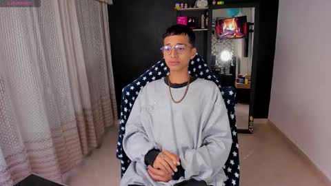 Snapshot of charlieerusso chatting on February 1, 2026, 3:10 pm Charles Russo online show from February 1, 2026, 3:10 pm