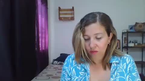 charlott online show from March 6, 2025, 6:59 pm