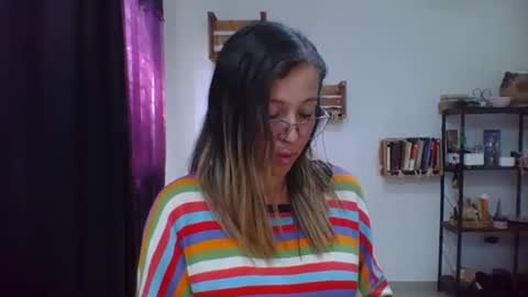 charlott online show from November 24, 2025, 7:24 pm