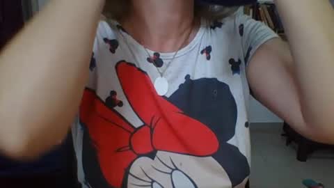 Snapshot of charlot_ponze chatting on June 17, 2026, 1:52 am charlott online show from June 17, 2026, 1:52 am