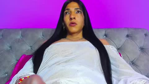 Snapshot of charlot_sanchez chatting on December 26, 2024, 4:10 am lot online show from December 26, 2024, 4:10 am