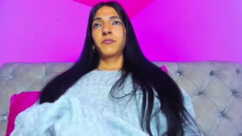 Snapshot of charlot_sanchez chatting on December 27, 2024, 9:32 pm lot online show from December 27, 2024, 9:32 pm