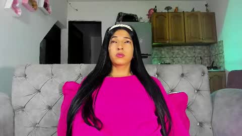 Snapshot of charlot_sanchez chatting on September 24, 2025, 10:35 pm lot online show from September 24, 2025, 10:35 pm