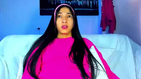 Snapshot of charlot_sanchez chatting on November 2, 2025, 8:22 pm lot online show from November 2, 2025, 8:22 pm