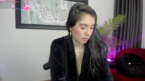 Charlote online show from January 14, 2025, 2:43 pm