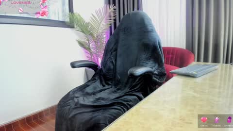 Charlote online show from January 30, 2025, 2:47 pm