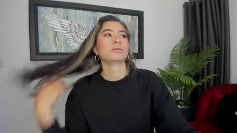 Charlote online show from February 27, 2025, 11:41 am