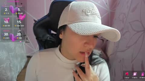 Snapshot of charlott_daphne chatting on December 21, 2024, 11:45 pm charlott_daphne online show from December 21, 2024, 11:45 pm