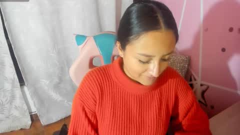 Snapshot of charlott_daphne chatting on February 10, 2025, 11:55 pm charlott_daphne online show from February 10, 2025, 11:55 pm