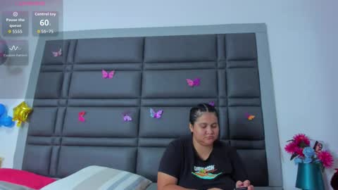 charlott_liam online show from September 18, 2025, 3:08 am