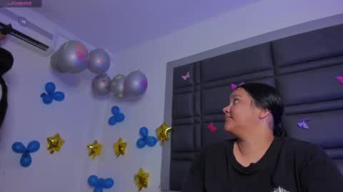 charlott_liam online show from September 19, 2025, 2:46 am