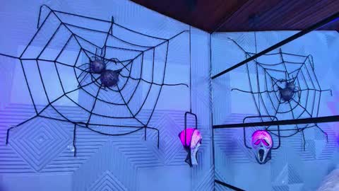 ambar online show from October 24, 2025, 11:06 am