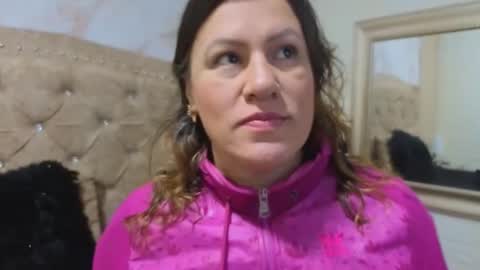 charlotte online show from November 11, 2025, 10:37 am