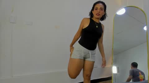 charlottte y dante online show from April 2, 2026, 3:48 am