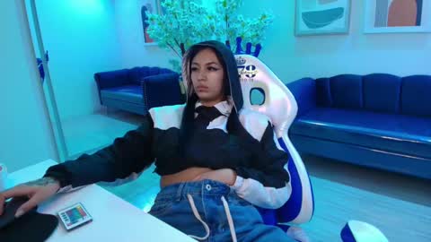 Charlotte online show from January 25, 2025, 9:36 am