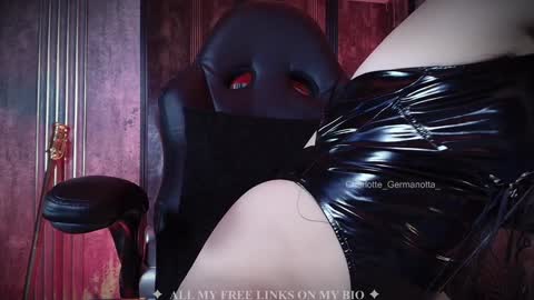 Snapshot of charlotte_germanotta_ chatting on January 29, 2025, 5:56 pm Charlotte online show from January 29, 2025, 5:56 pm
