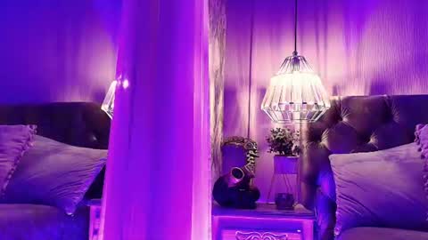 Snapshot of charlotte_germanotta_ chatting on July 1, 2026, 5:23 pm Charlotte online show from July 1, 2026, 5:23 pm