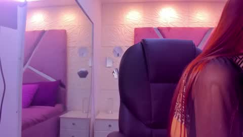 Snapshot of charlotte_icee chatting on December 16, 2025, 3:39 pm Charlotte Icee online show from December 16, 2025, 3:39 pm