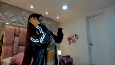 Snapshot of charlotte_icee chatting on February 8, 2026, 5:16 pm Charlotte Icee online show from February 8, 2026, 5:16 pm