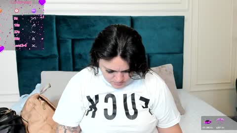 Charlotte Mayers online show from December 31, 2024, 11:20 am