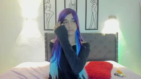 Snapshot of charlotte_skiinny chatting on December 3, 2025, 4:49 pm charlotte skiinny online show from December 3, 2025, 4:49 pm