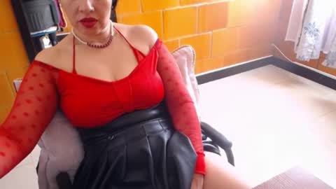 Charlotte online show from December 18, 2025, 2:12 pm