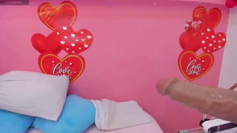 Charlotte  online show from October 1, 2025, 4:02 pm