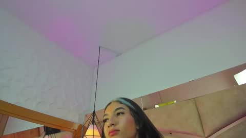 Snapshot of charlottebrown_1 chatting on January 15, 2026, 3:11 am CharlotteBrown online show from January 15, 2026, 3:11 am