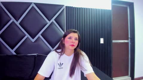 charlottee_starr online show from November 23, 2025, 11:32 am