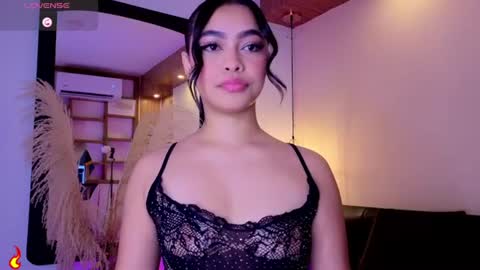 Snapshot of charlotteg18 chatting on July 13, 2026, 3:53 am Charlote online show from July 13, 2026, 3:53 am
