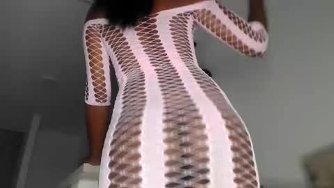 charlottehorny1 online show from December 31, 2024, 6:05 am