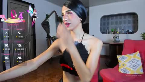 Snapshot of charlottelaurent chatting on November 12, 2025, 11:03 pm Char online show from November 12, 2025, 11:03 pm