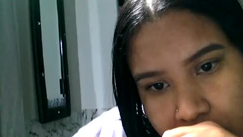 Snapshot of charlottequeen_21 chatting on July 1, 2026, 1:18 am charlottequeen_21 online show from July 1, 2026, 1:18 am