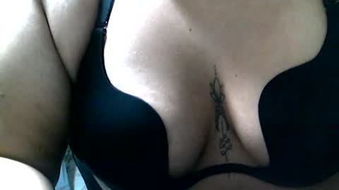 Snapshot of charlottequeen_21 chatting on July 22, 2026, 1:08 am charlottequeen_21 online show from July 22, 2026, 1:08 am