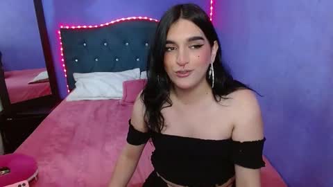 Snapshot of charlotteturners chatting on December 16, 2024, 9:20 pm VALERIA online show from December 16, 2024, 9:20 pm