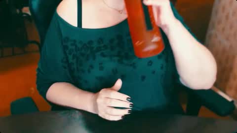 CharlotteXTasty online show from October 15, 2025, 11:10 am