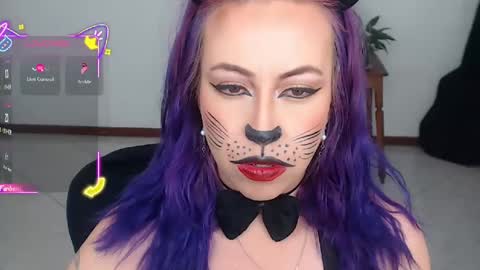 charlottezoe online show from October 2, 2025, 6:59 pm