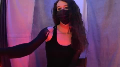 Snapshot of charlydestroyer chatting on September 24, 2025, 3:37 pm charly dest online show from September 24, 2025, 3:37 pm