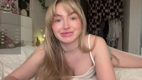 my fansly Charming daisy              My Wishlist  for new toys     online show from January 8, 2026, 1:02 pm