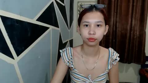 Charm online show from October 21, 2025, 9:59 pm