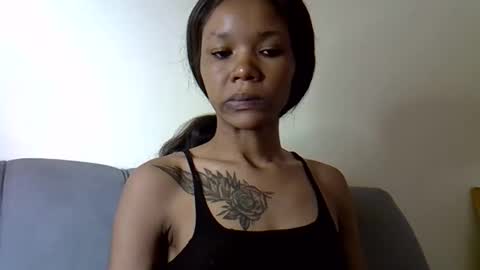 charmingdime online show from November 17, 2025, 6:41 am